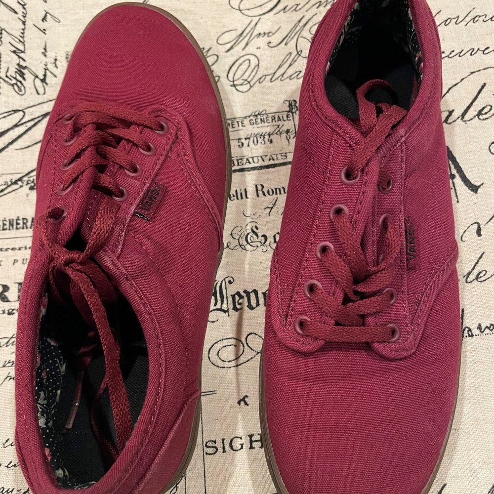 Vans Maroon Size 6W Boat Shoes
